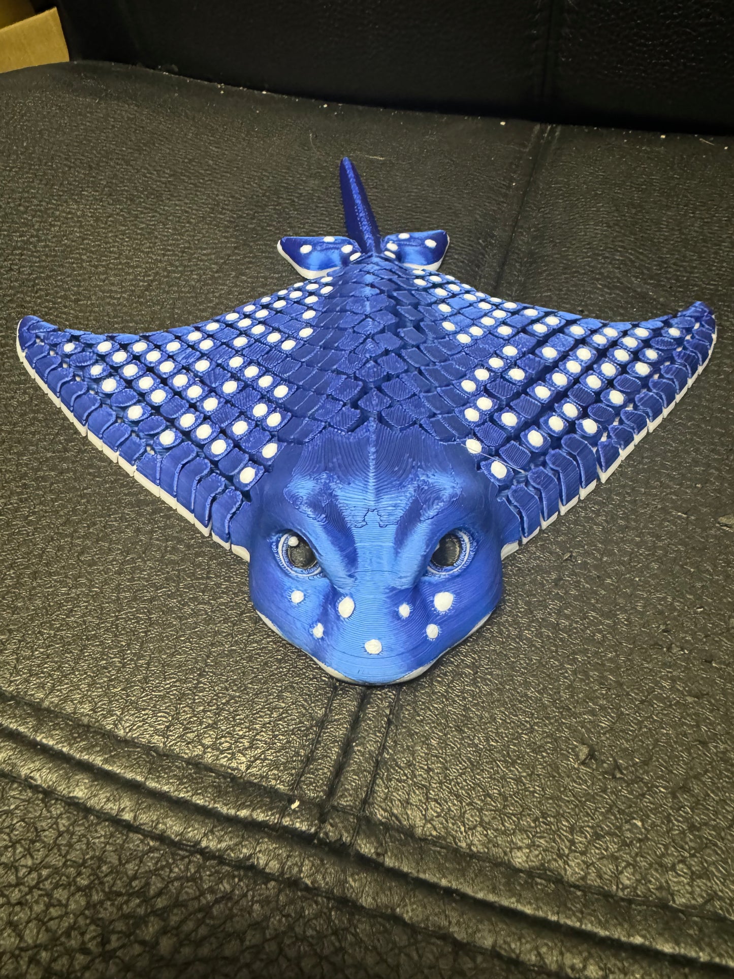 Eagle Ray articulated fish