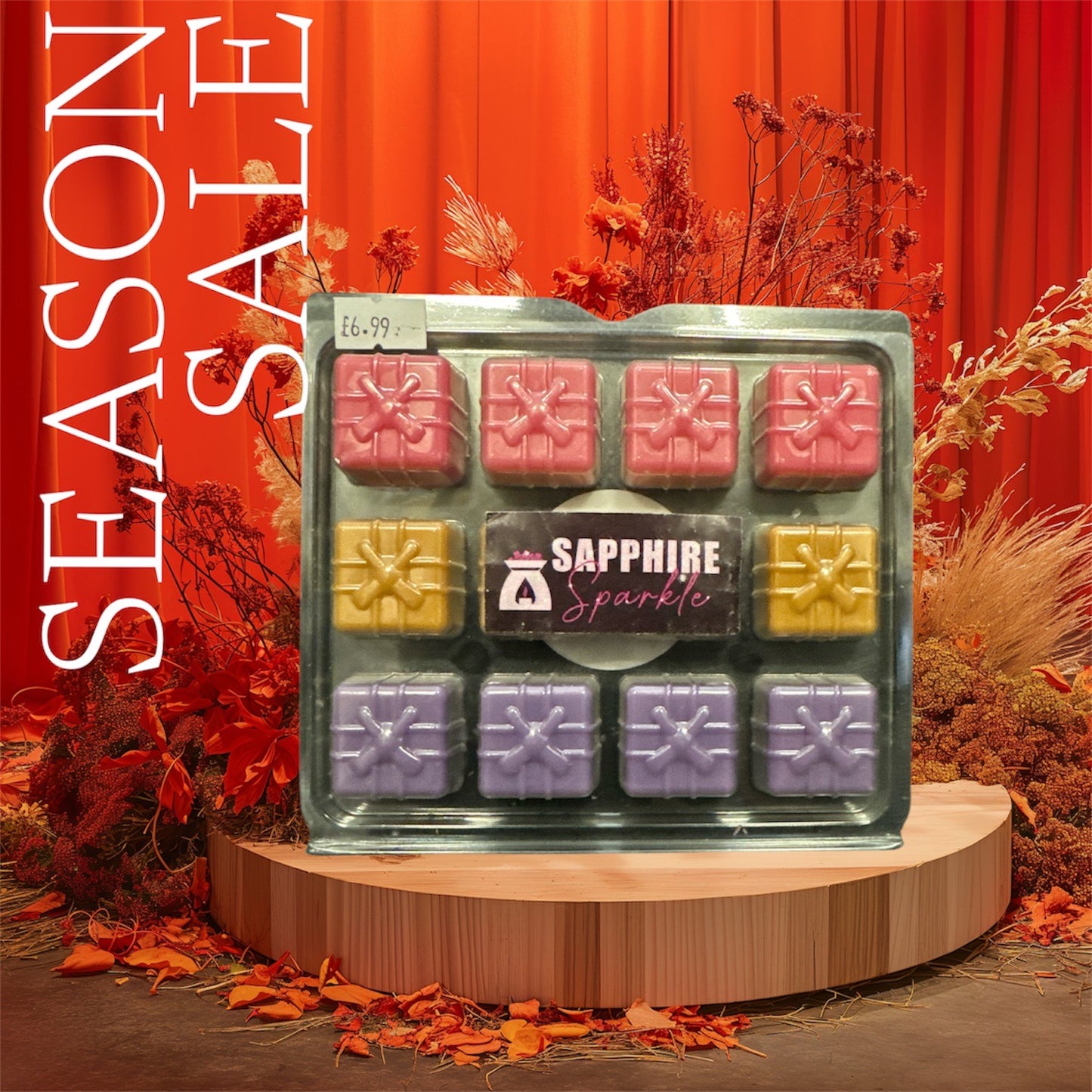 Festive Delight: Christmas Present Shape Clam Shell in Natural Color with Pumpkin Spice Fragrance - Perfect Holiday Treat